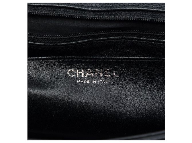 Chanel Black Jumbo Classic Caviar Single Flap - vista 5