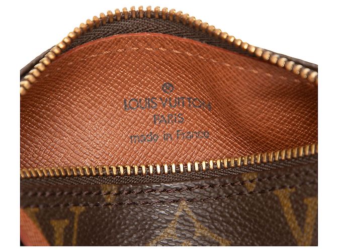 Louis Vuitton Brown Monogram Papillon Pochette - vista 5
