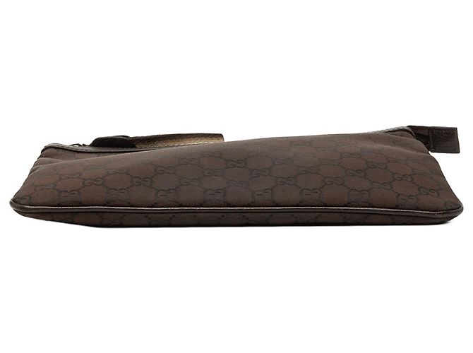 Clutch Gucci in nylon GG marrone con zip superiore - vista 3