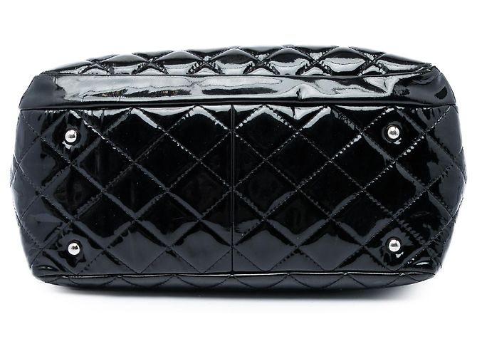 Bolso Tote Chanel Black Large Quilted Patent Chic and Glitter - vista 3