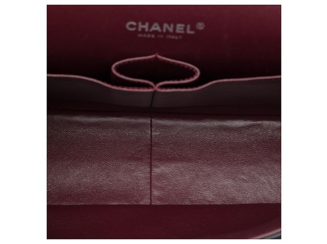 Chanel Black Jumbo Classic Lambskin Double Flap - vista 4