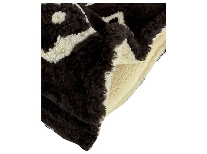 Louis Vuitton Black Monogram Giant Shearling Teddy Onthego GM - vue 11