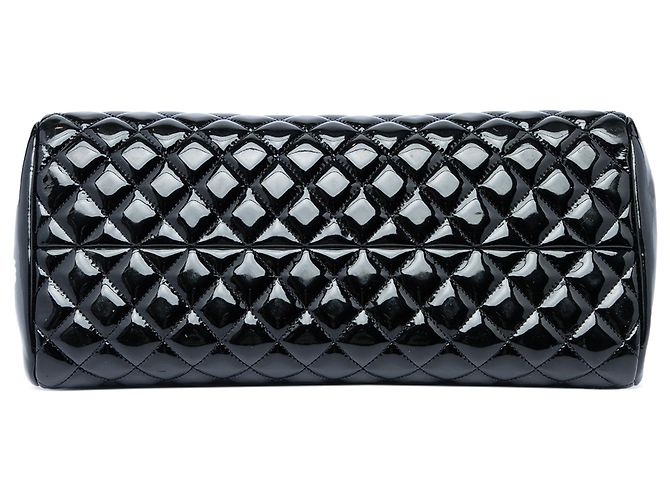 Borsa Bowling Chanel Just Mademoiselle in vernice matelassé nera, dimensione Medium - vista 3