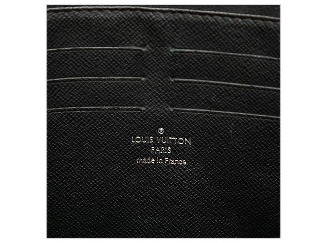 Louis Vuitton Black Epi and Damier Graphite Stripe Pochette Voyage MM - vista 5
