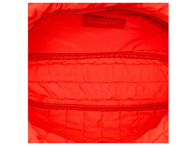 Chanel Orange Jumbo Quilted Nylon Soft Shell Flap - vue 4