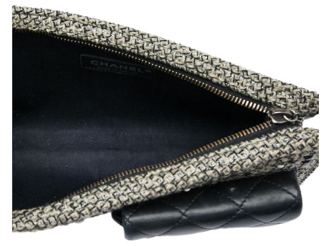 Pochette Wristlet Chanel Black Monochrome Tweed Embellished Mineral Nights - vista 4