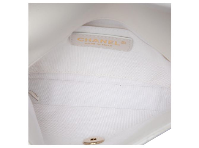 Chanel Side Packs Flap em pele de cordeiro acolchoada branca - vista 4