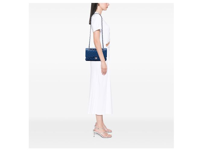 Chanel Blue Medium Classic Caviar Double Flap - vista 6