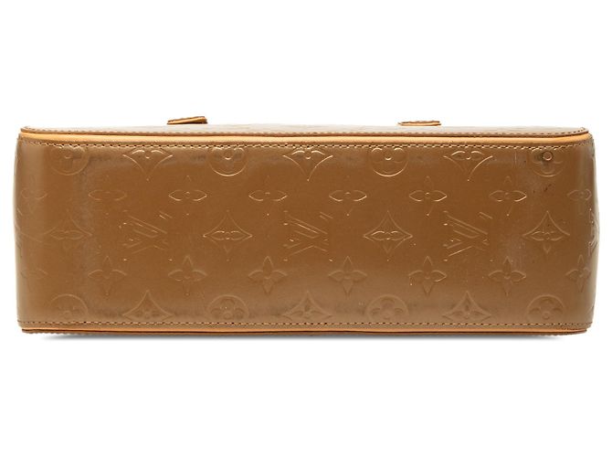 Louis Vuitton Gold Monogram Mat Shelton - vista 3