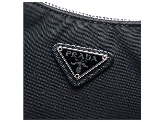 Prada Bolso Satchel Re Edition 2005 de Tessuto con Bordes de Saffiano Negro Mini - vista 5
