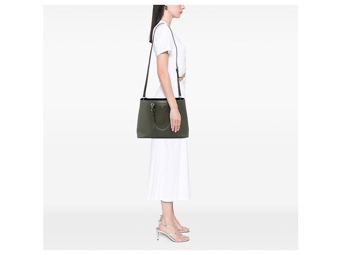 Bolsa Satchel Prada Verde Grande em Couro Saffiano com Alças Duplas - vista 5