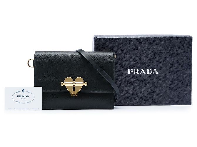 Prada Black Saffiano Heart Lock Crossbody - vista 6
