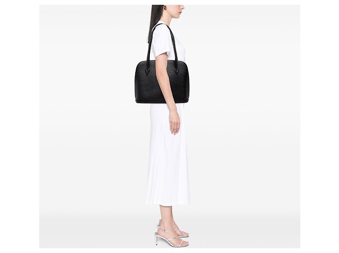 Louis Vuitton Black Epi Lussac - vista 6