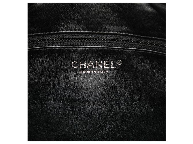 Chanel Reissue 2.55 Medium Camera Bag aus gestepptem, gealtertem Kalbsleder in Schwarz - Ansicht 5