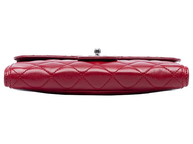 Chanel Red Small Quilted Lambskin Citizen Zip Flap - vista 3