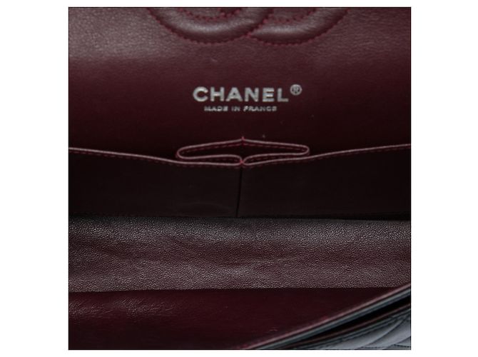 Chanel Black Medium Classic Lambskin Double Flap - vue 4