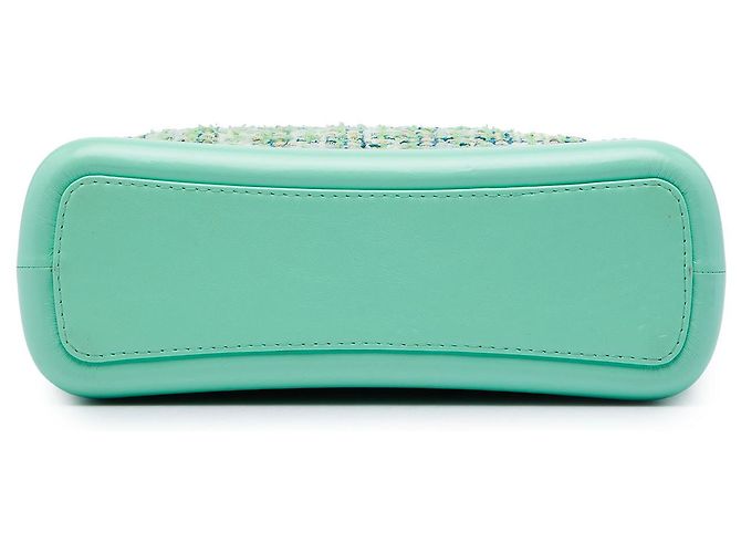 Chanel Gabrielle Crossbody in Tweed Verde Medium - vista 3