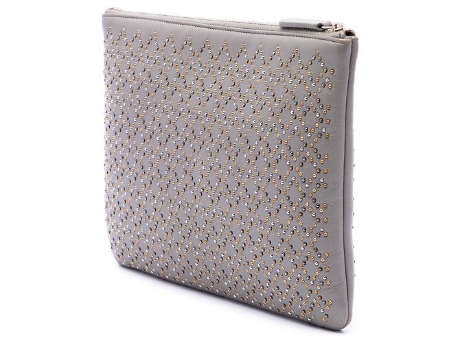Clutch Chanel Gray Medium Studded Lambskin O Case - vista 2