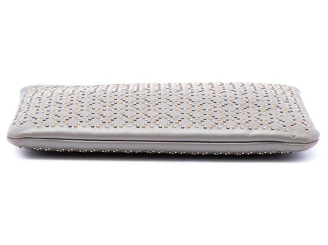 Clutch Chanel Gray Medium Studded Lambskin O Case - vista 3
