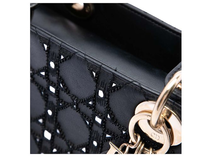 Lady Dior Dior en cuir de veau Cannage noir taille Medium, ornée de perles et de strass - vue 6