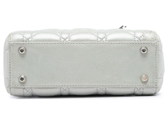 Dior Gray Mini Iridescent Lambskin Cannage Lady Dior - vista 3