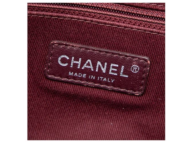 Borsa Shopping Chanel Large CC Diamond in vitello embossed nero con zip - vista 5