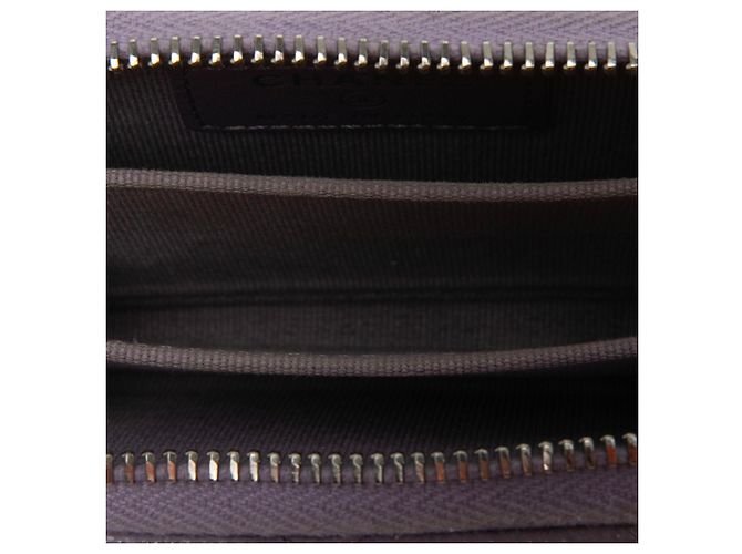 Monedero compacto con cremallera Chanel Purple CC Quilted Caviar - vista 4