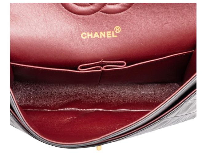 Chanel Black Medium Classic Lambskin Double Flap - vista 4