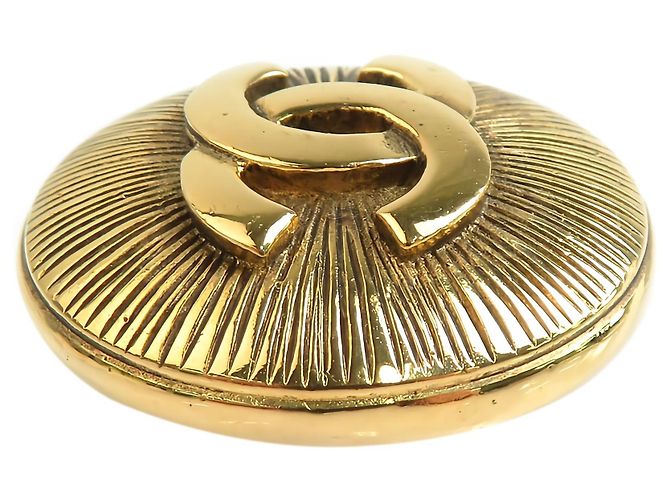 Spilla rotonda Chanel Gold CC placcata oro - vista 7
