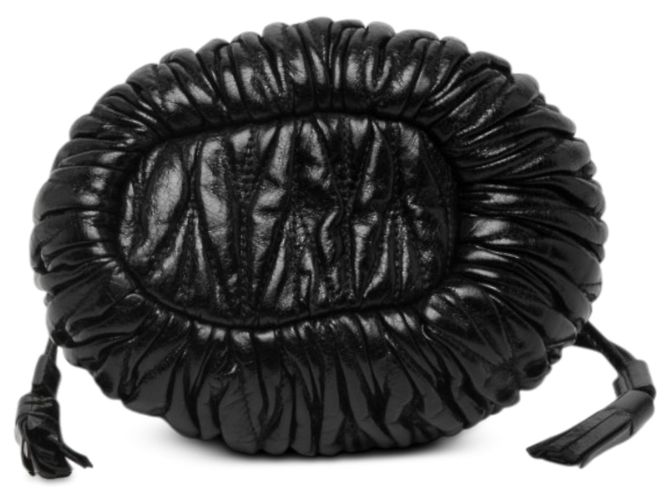 Miu Miu Mini Bucket Bag in Nappa Matelassé Nero - vista 3