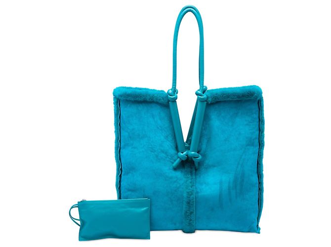 Tote reversibile Bolster in suede blu e shearling Bottega Veneta - vista 6