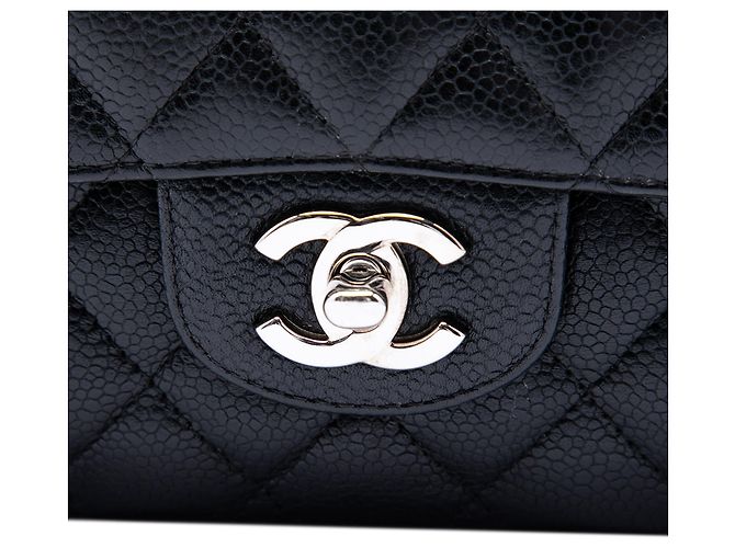 Chanel Black Medium Classic Caviar Double Flap - vue 5