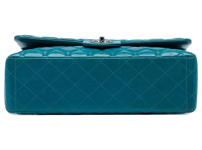 Chanel Blue Maxi Classic Lambskin Double Flap - vue 3