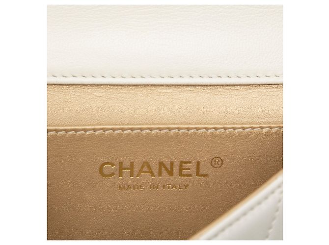 Chanel White Small Lambskin Chic Pearls Flap - Ansicht 5