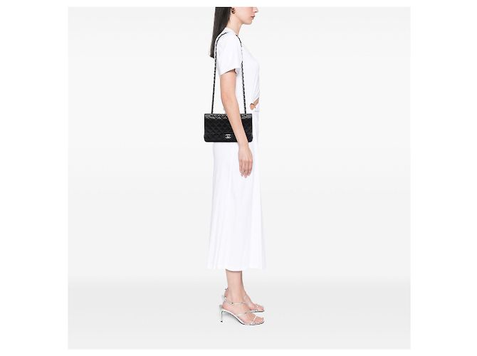 Chanel Black Medium Classic Lambskin Double Flap - vista 6