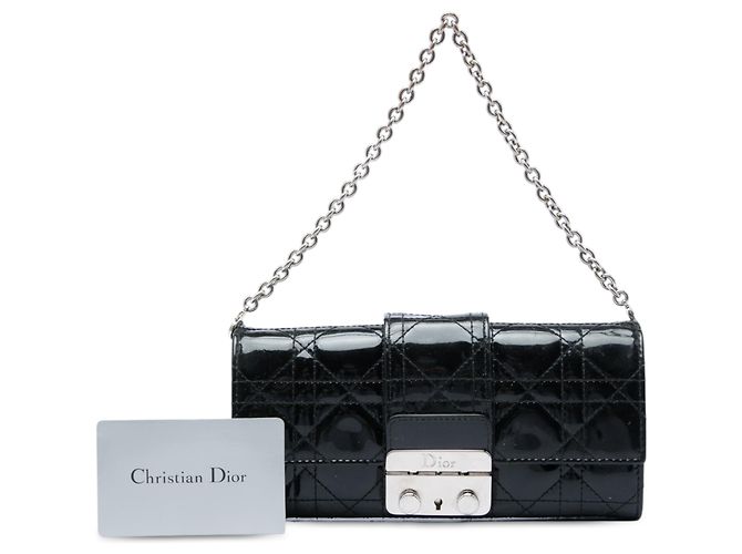 Dior Miss Dior Wallet on Chain aus schwarzem Lackleder Cannage - Ansicht 6