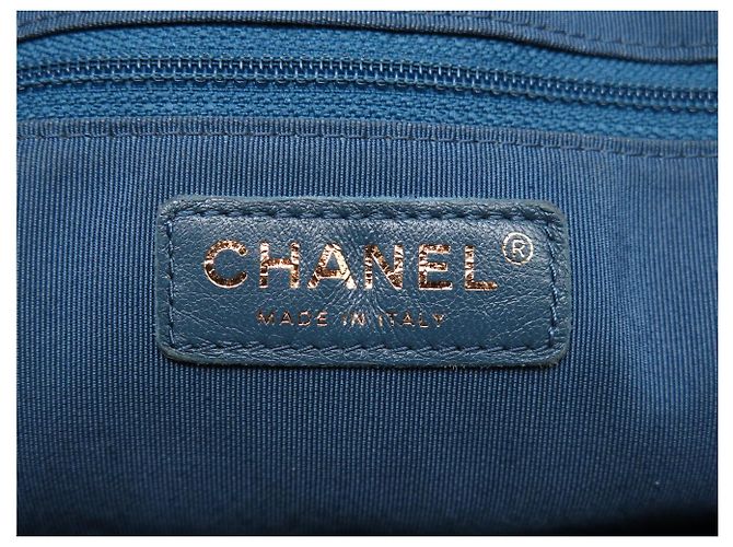 BORSA A MANO CHANEL CAMERA GM LOGO CC IN PELLE CAVIAR GRANA BLEU - vista 12