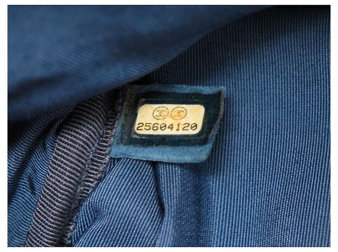 BORSA A MANO CHANEL CAMERA GM LOGO CC IN PELLE CAVIAR GRANA BLEU - vista 13