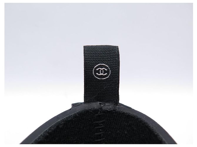 NEW CHANEL SHORT RAIN BOOTS G45076 CC LOGO 38 BOX - view 10