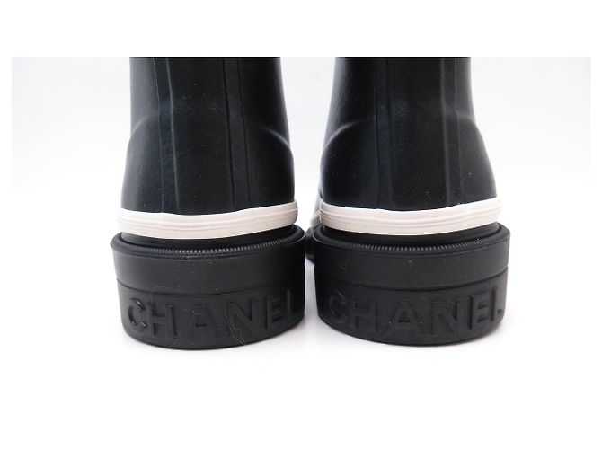 NEW CHANEL SHORT RAIN BOOTS G45076 CC LOGO 38 BOX - view 5