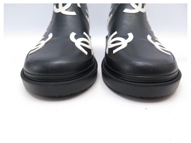 NEW CHANEL SHORT RAIN BOOTS G45076 MULTI LOGO CC 38 - view 4