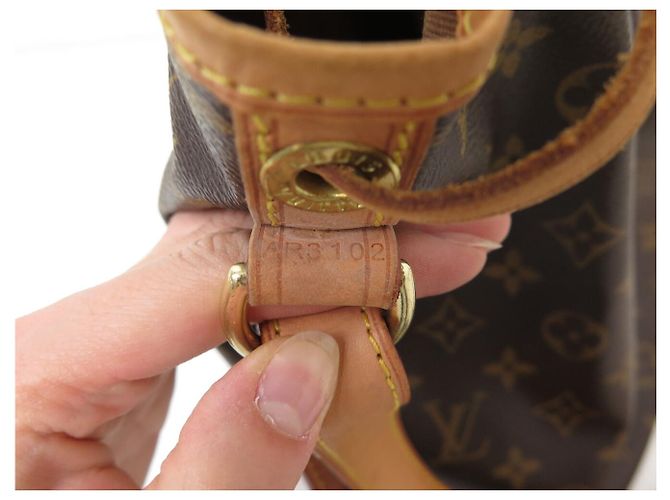 LOUIS VUITTON NOE PM M40818 MONOGRAM CANVAS SCHULTERHANDTASCHE - Ansicht 11