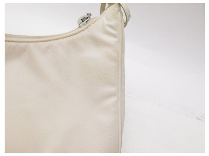 Re-Edition SAC A MAIN PRADA 1NE515 MINI RE EDITION 2000 EN NYLON BLANC BAGUETTE BAG - vue 20