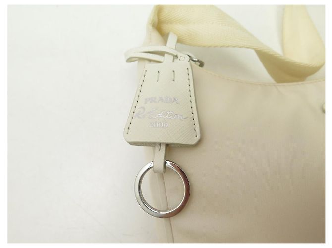 Re-Edition SAC A MAIN PRADA 1NE515 MINI RE EDITION 2000 EN NYLON BLANC BAGUETTE BAG - vue 4