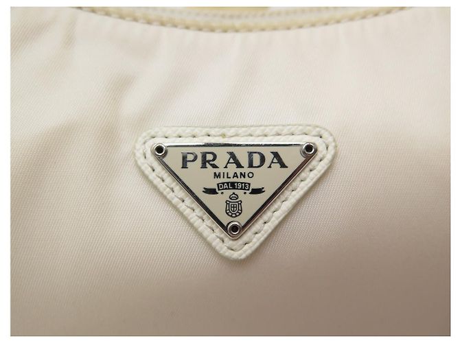 Re-Edition SAC A MAIN PRADA 1NE515 MINI RE EDITION 2000 EN NYLON BLANC BAGUETTE BAG - vue 5