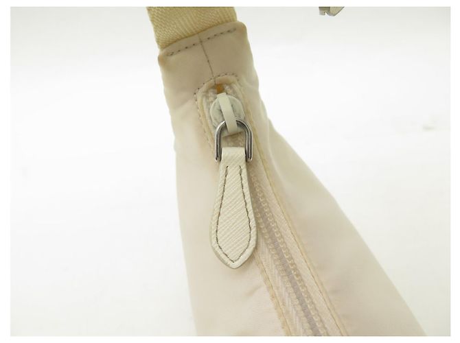 Re-Edition SAC A MAIN PRADA 1NE515 MINI RE EDITION 2000 EN NYLON BLANC BAGUETTE BAG - vue 6