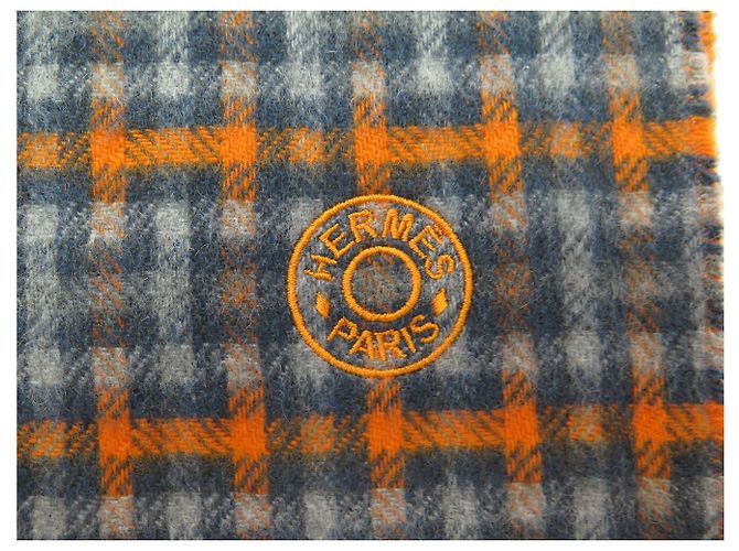Hermès NUOVA SCIARPA HERMES REVERSIBILE TARTAN CLOU DE SELLE IN CASHMERE - vista 6