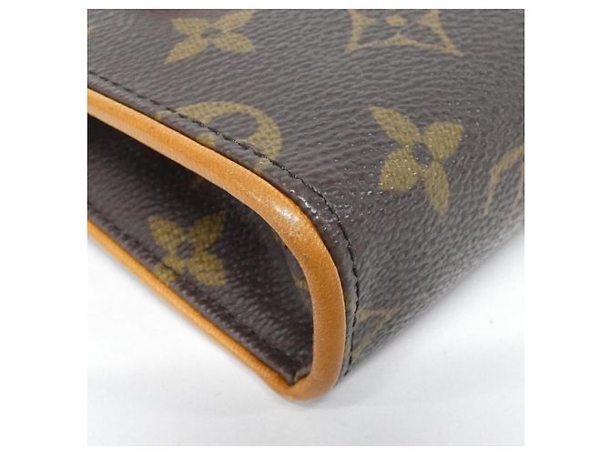 Louis Vuitton Pochette Florentine Monogram Waist Bag - vista 3