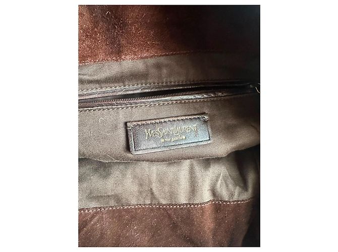 Downtown Yves Saint Laurent Muse Two mala de mão em couro castanho - vista 9