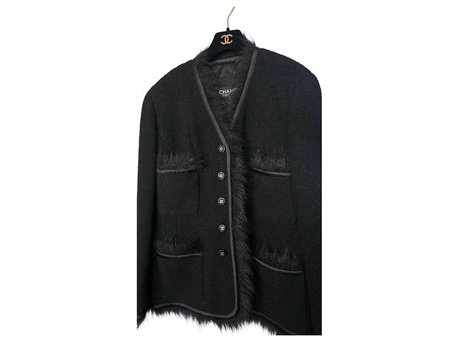 Chanel Schwarze Wolljacke mit Pelzbesatz - Ansicht 3